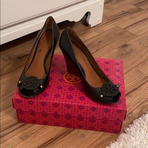 MAKE OFFERS Tory Burch Peep toe wedges